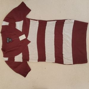 NWT burgundy and white sweater top